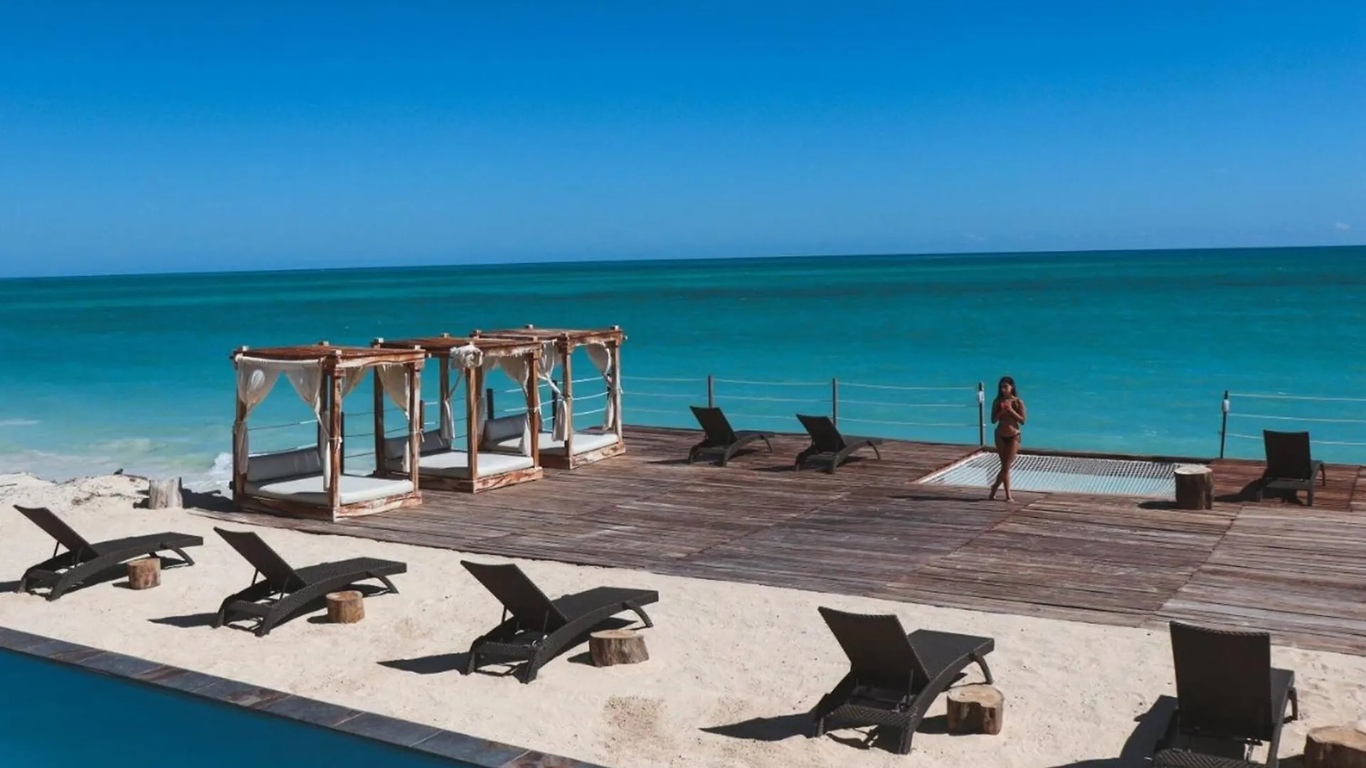 Perfect Beach Location For Families And Weddings Cancún