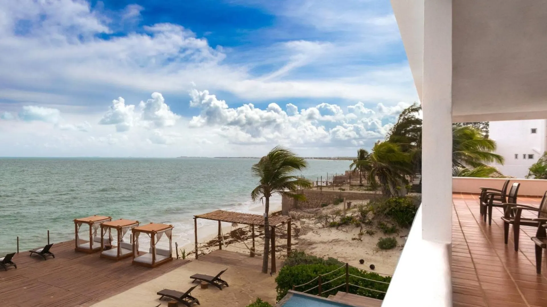 Perfect Beach Location For Families And Weddings Cancún